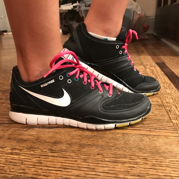 Nike | Free HyperTR Sneakers - Picture 7 of 7